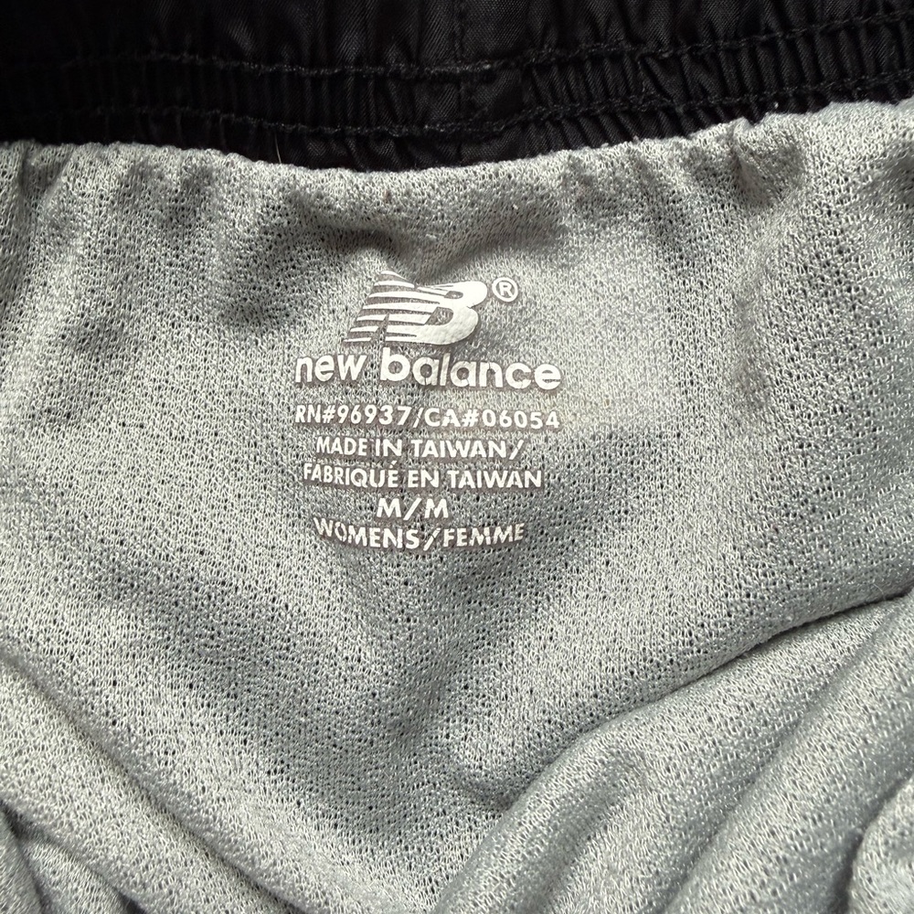 New Balance | Lined Running Shorts | Women’s Medium - Picture 4 of 6